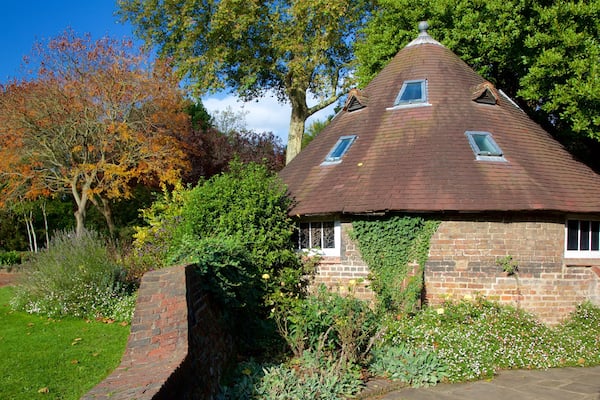 Holland Park welches beinhaltet Park, Geschichtliches und Haus