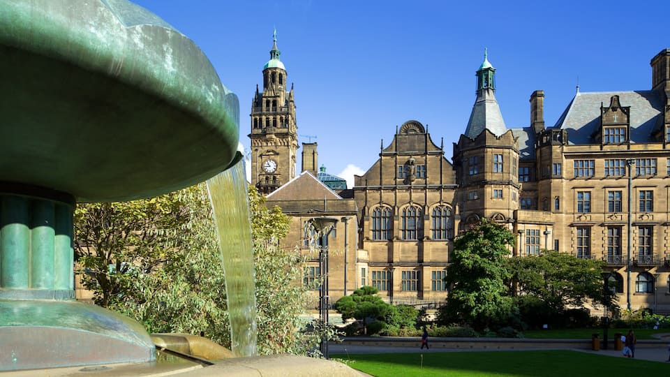 Peace Gardens which includes a castle, a garden and a fountain