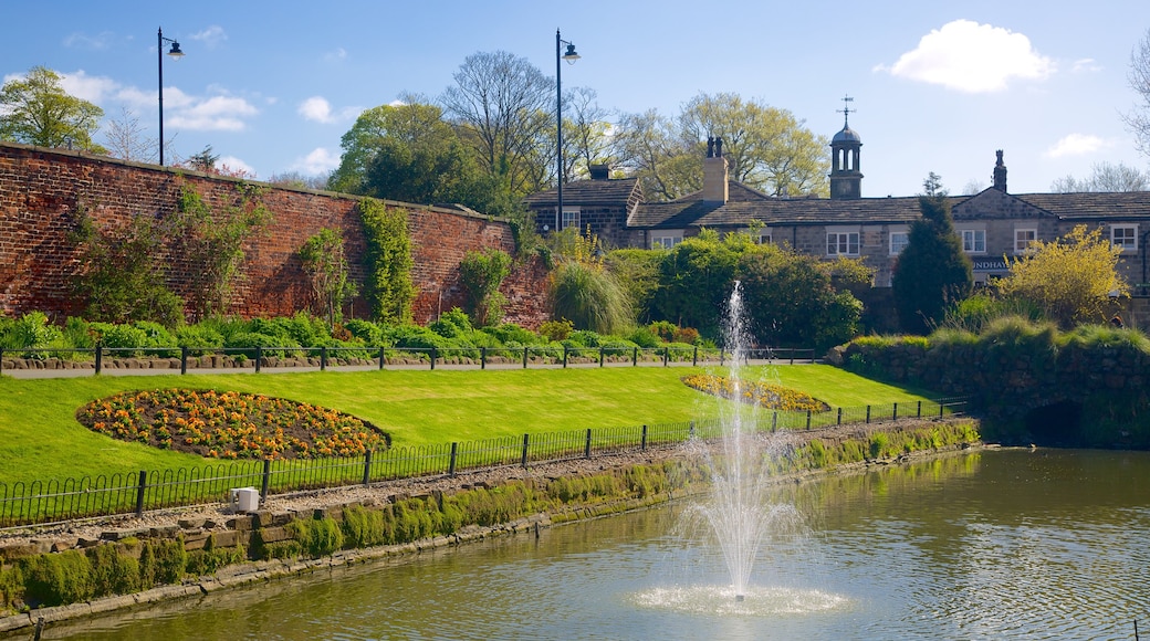 Roundhay Park som omfatter et springvand, en have og en flod eller et vandløb