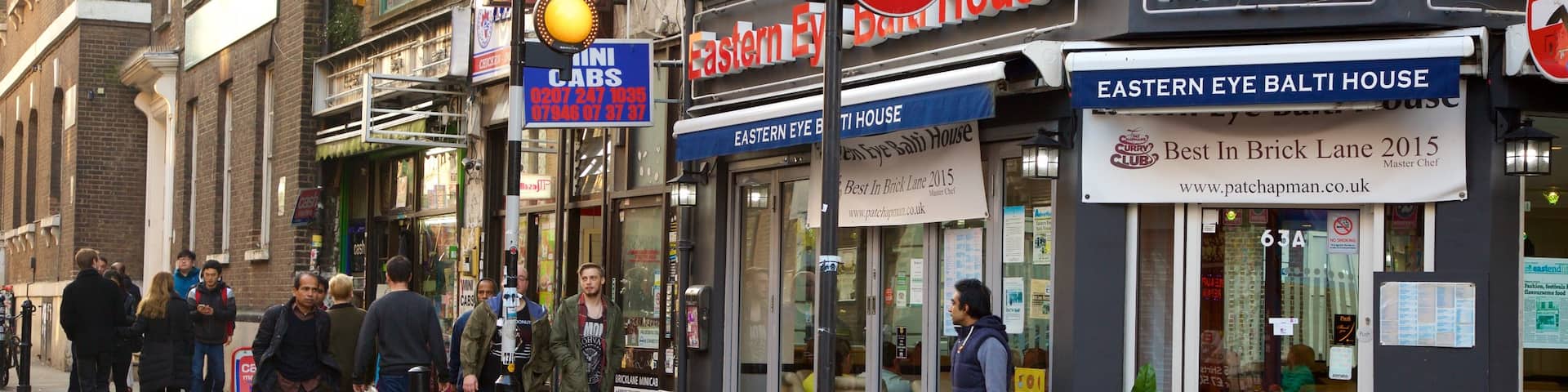 London showing signage, street scenes and heritage elements