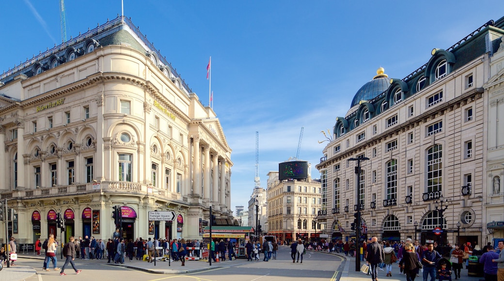 Londres que incluye una ciudad, escenas cotidianas y elementos patrimoniales