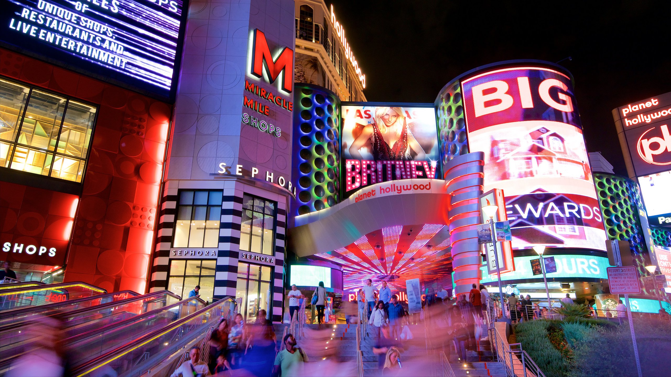 Celebrating 2020 at Paris Las Vegas Hotel and Casino