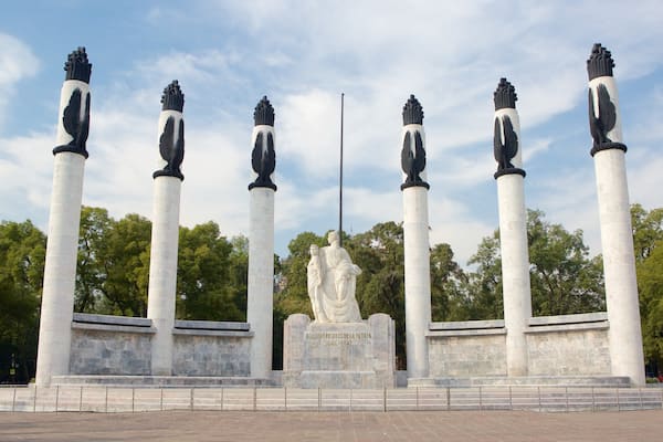 Monument aux Niños Heroes montrant monument