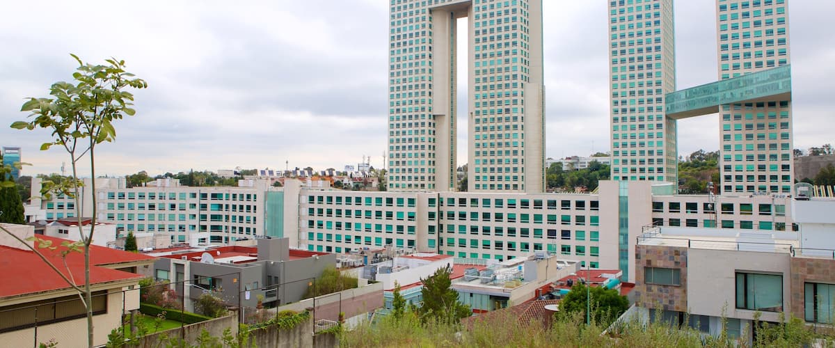 Santa Fe showing modern architecture and a city