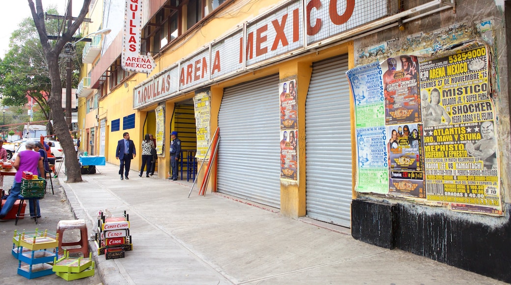 Arena Mexico showing street scenes and cbd