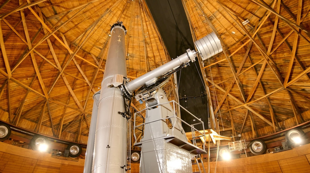 Lowell Observatory presenterar interiörer och ett observatorium