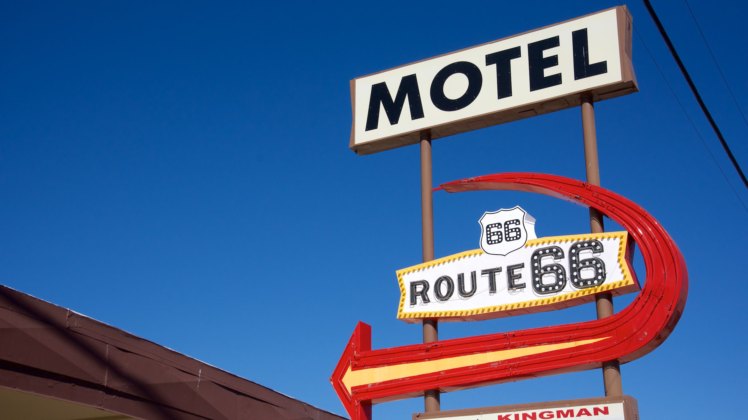 Kingman featuring a hotel and signage
