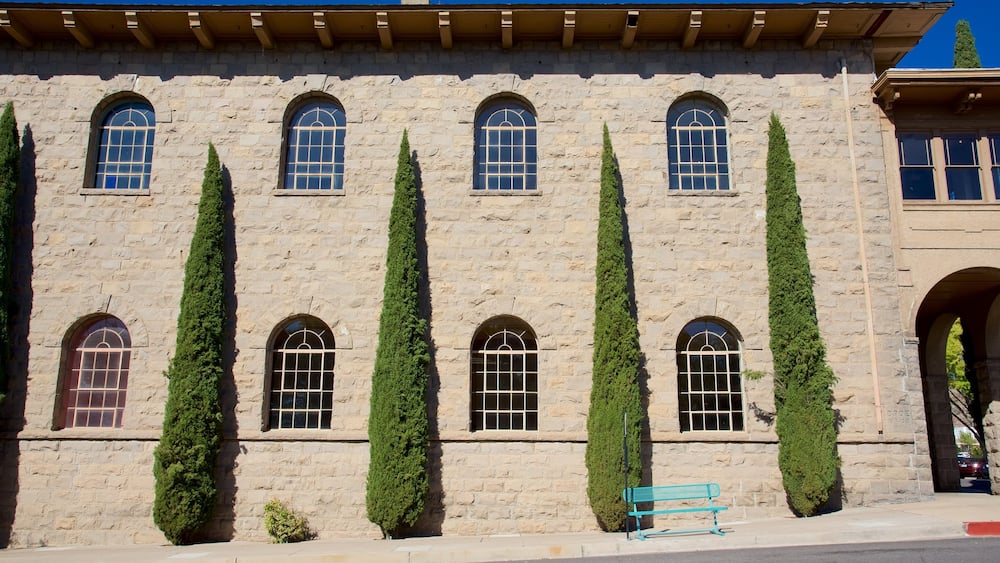 Western Arizona showing street scenes