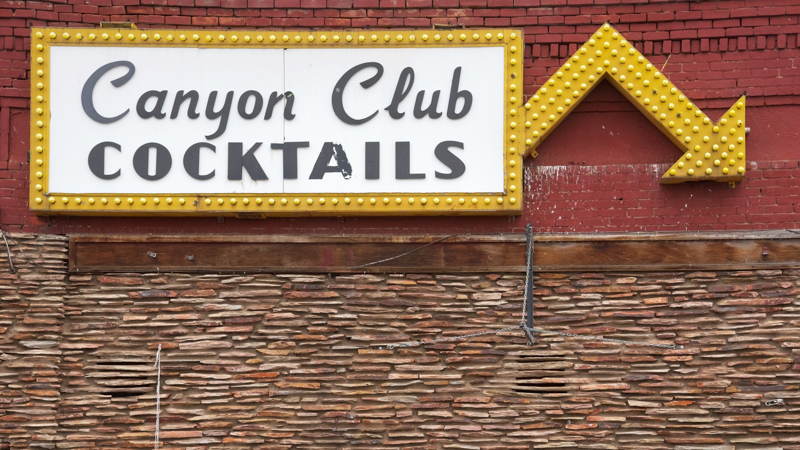 Williams featuring signage