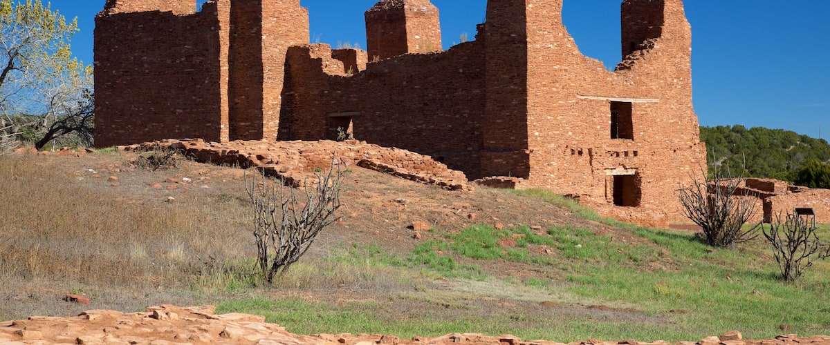 Salinas Pueblo Missions National Monument mettant en vedette ruine et patrimoine historique