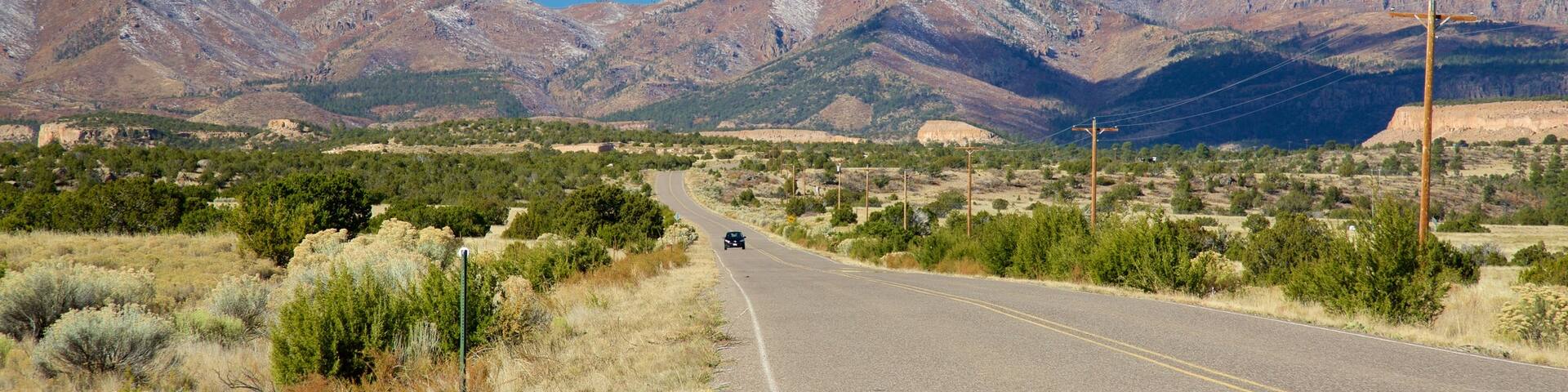 Espanola showing mountains and tranquil scenes