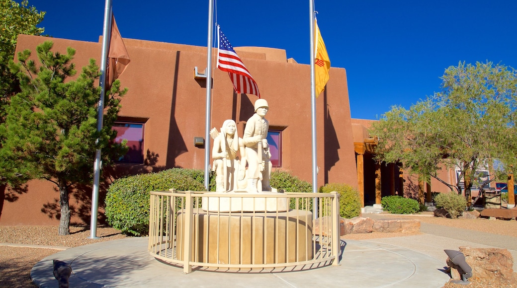 Indian Pueblo Cultural Center showing outdoor art