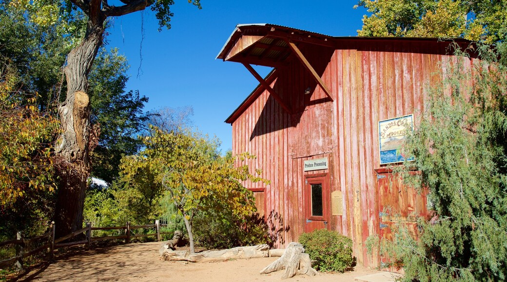 ABQ BioPark Botanic Garden showing a house