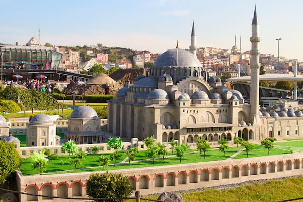 Miniaturk featuring a park and outdoor art