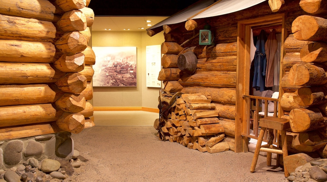 High Desert Museum showing interior views