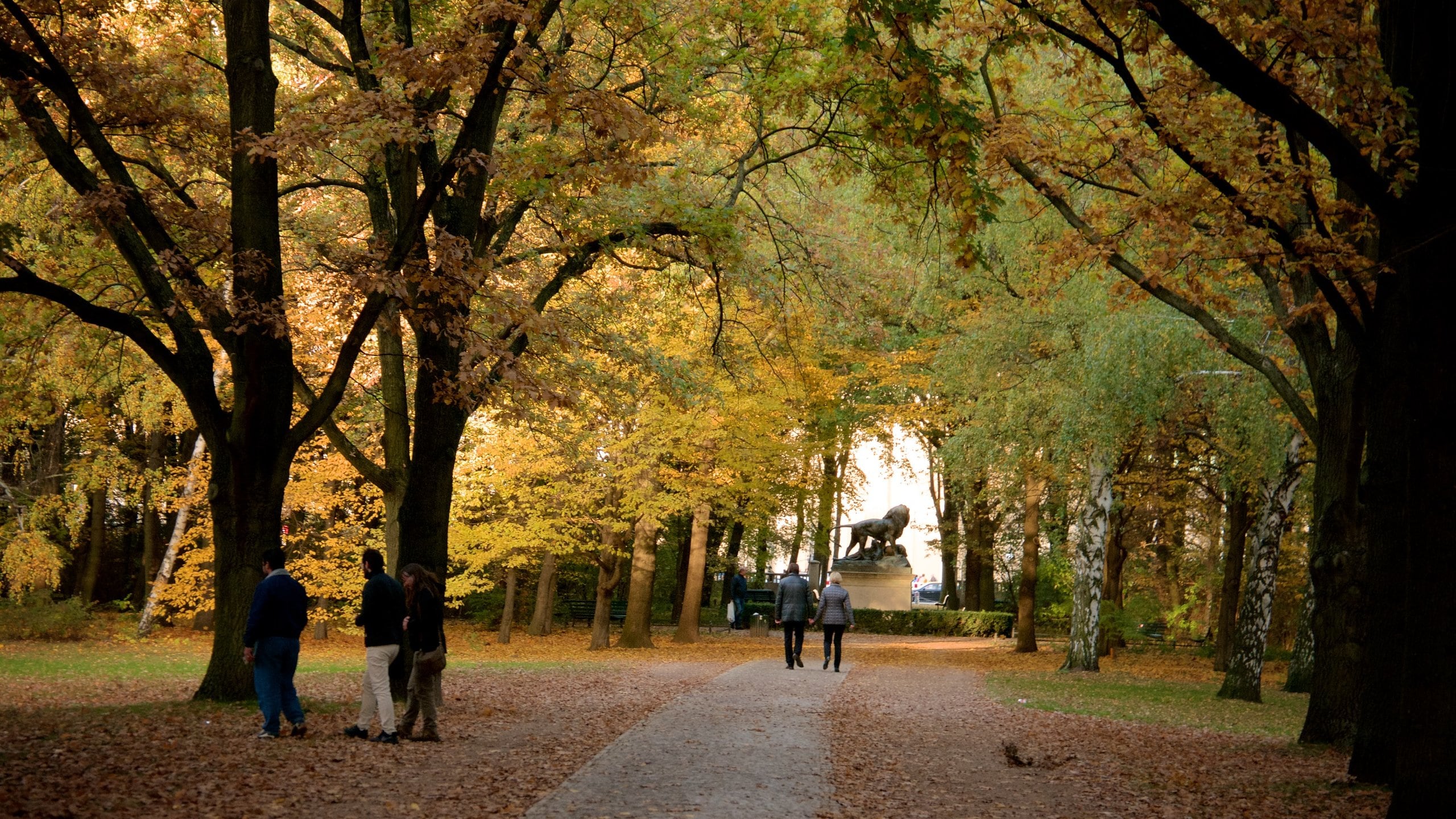 ティーアガルテン観光ガイド 定番人気スポットを参考に自分にピッタリの観光プランを立てよう エクスペディア ティーアガルテン観光ガイド 定番人気スポットを参考に自分にピッタリの観光プランを立てよう エクスペディア