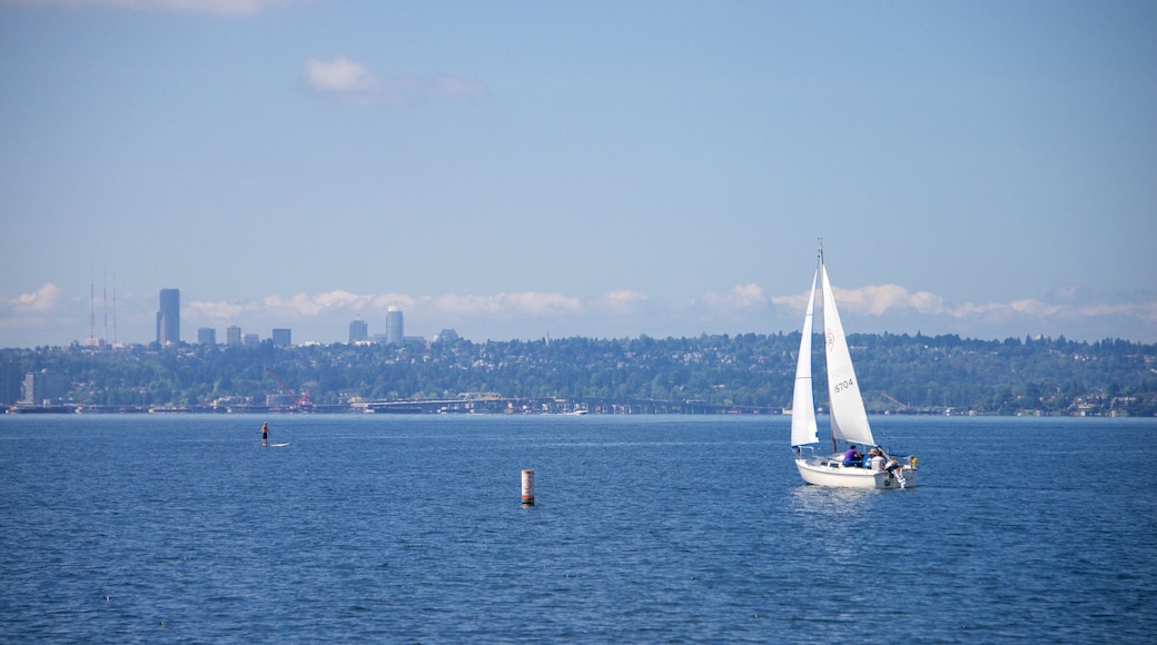 Marina Park showing sailing and general coastal views