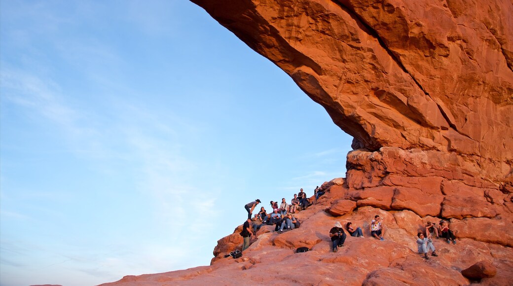 The Windows showing desert views as well as a large group of people