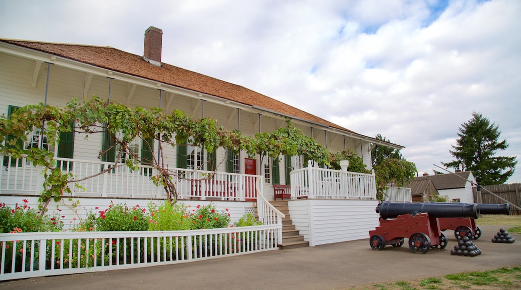 Fort Vancouver National Historic Site mostrando architettura d\'epoca