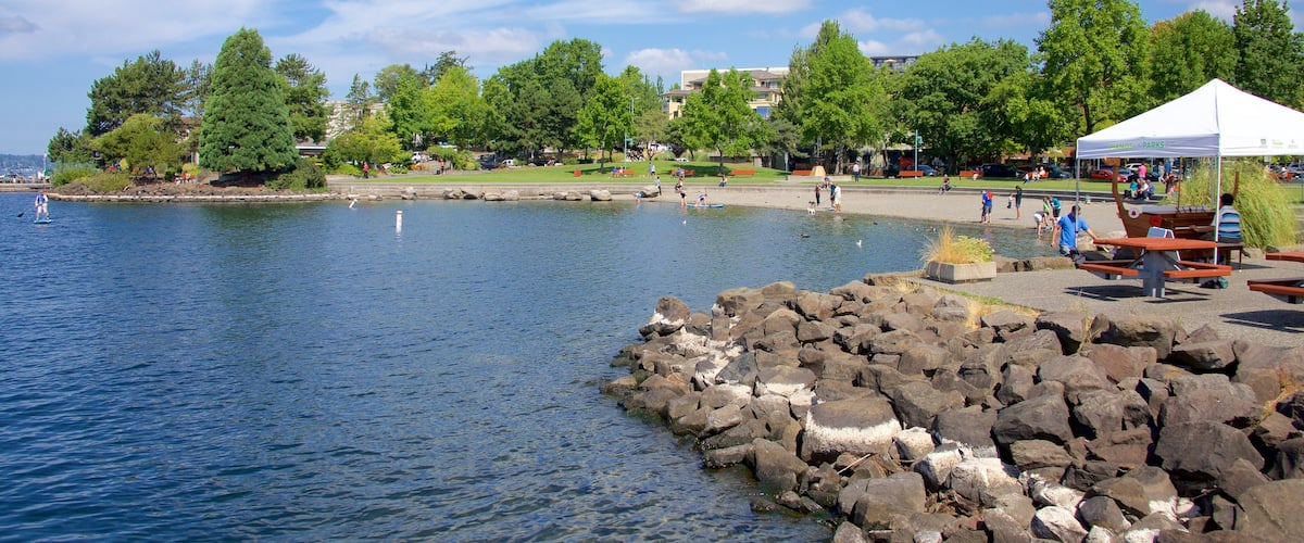 Kirkland featuring a park and a lake or waterhole