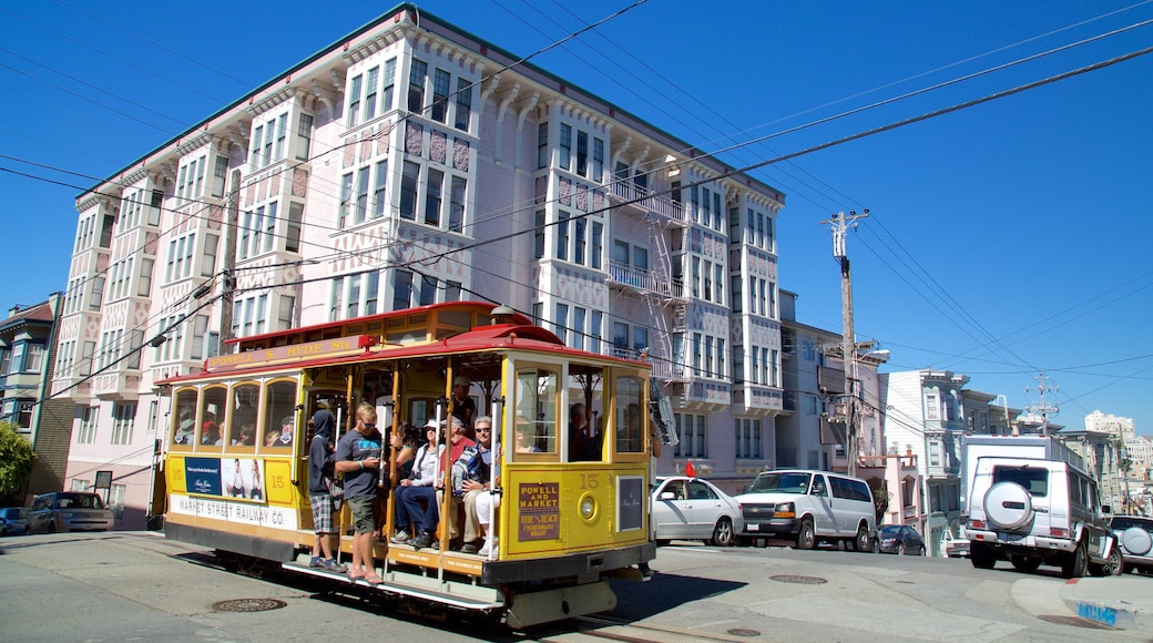 Barrio de Nob Hill que incluye escenas urbanas