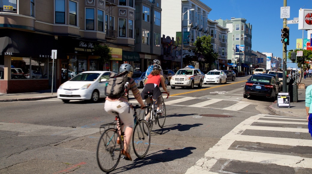 Polk Gulch showing cycling, road cycling and a city