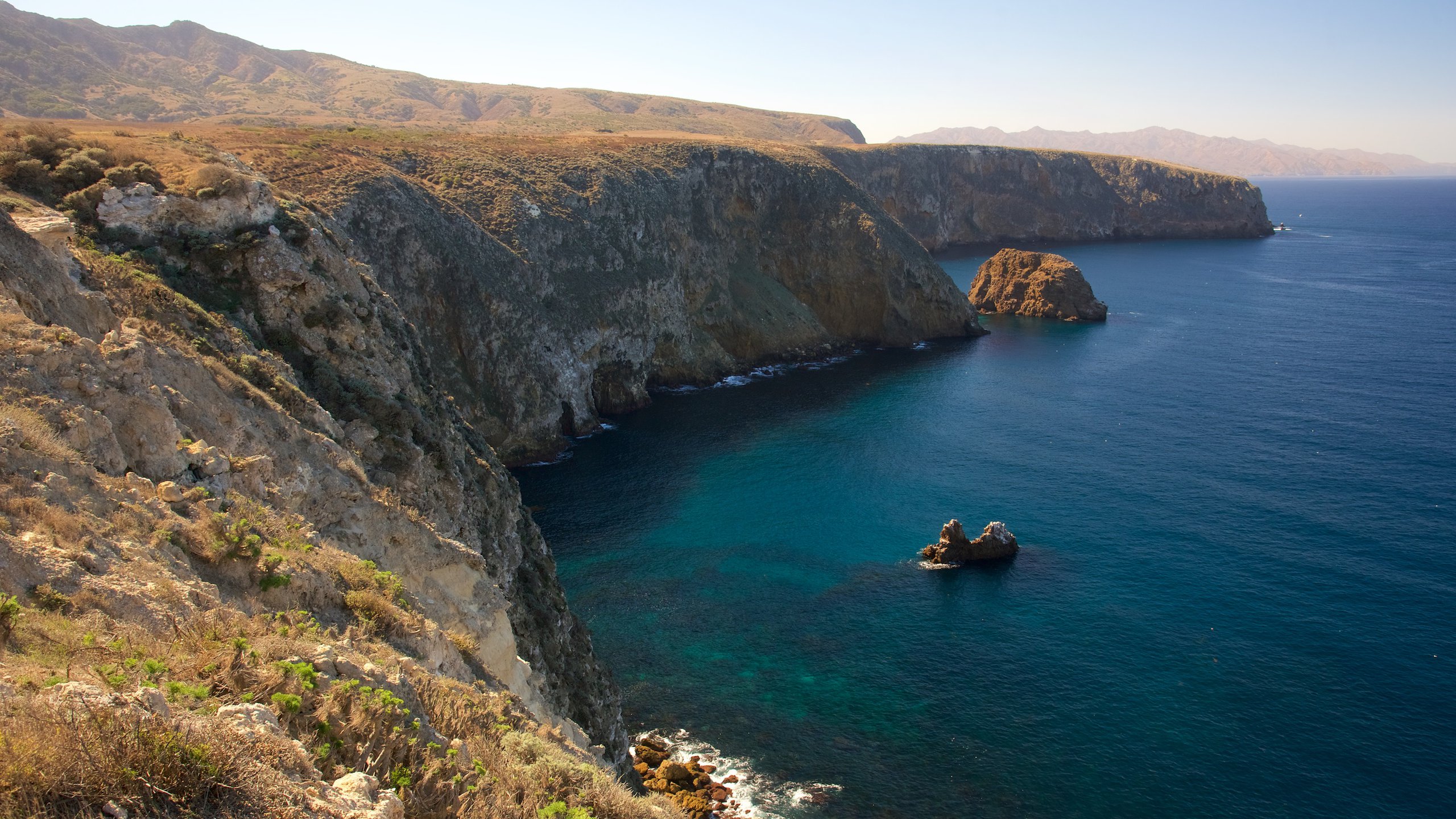 Channel Islands National Park showing mountains and a river or creek