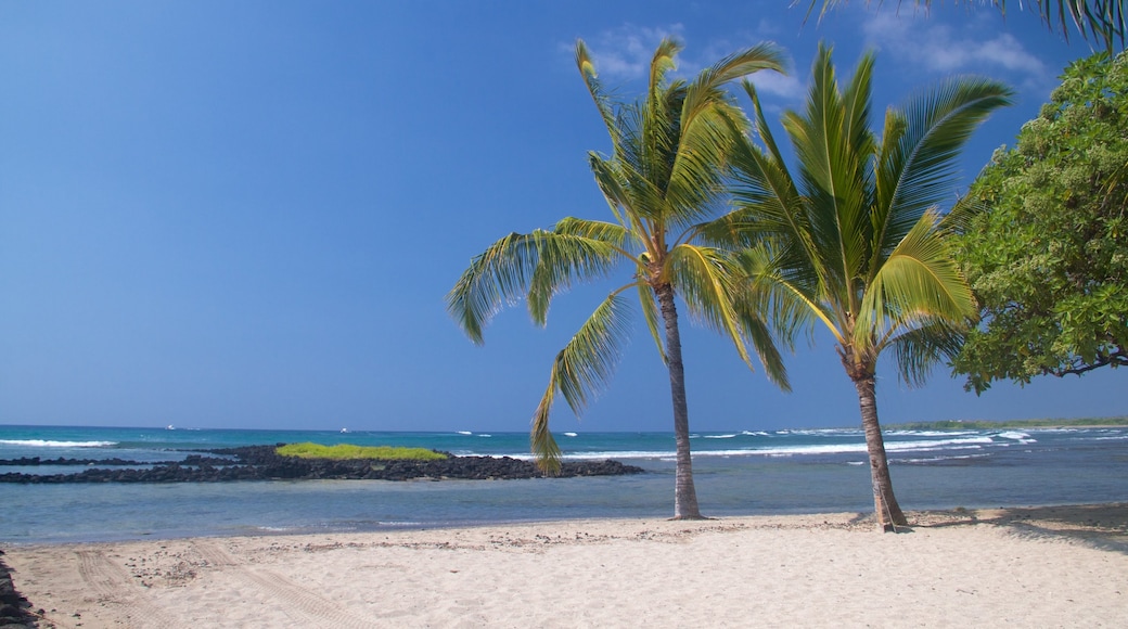 Kailua-Kona mit einem Sandstrand