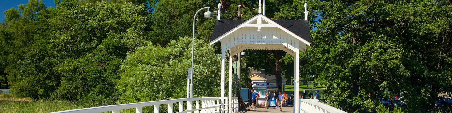 Freilichtmuseum Seurasaari welches beinhaltet BrĂŒcke