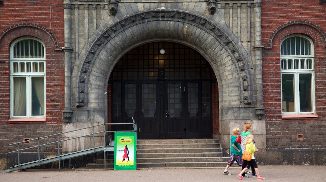 Katajanokka mit einem historische Architektur sowie Familie