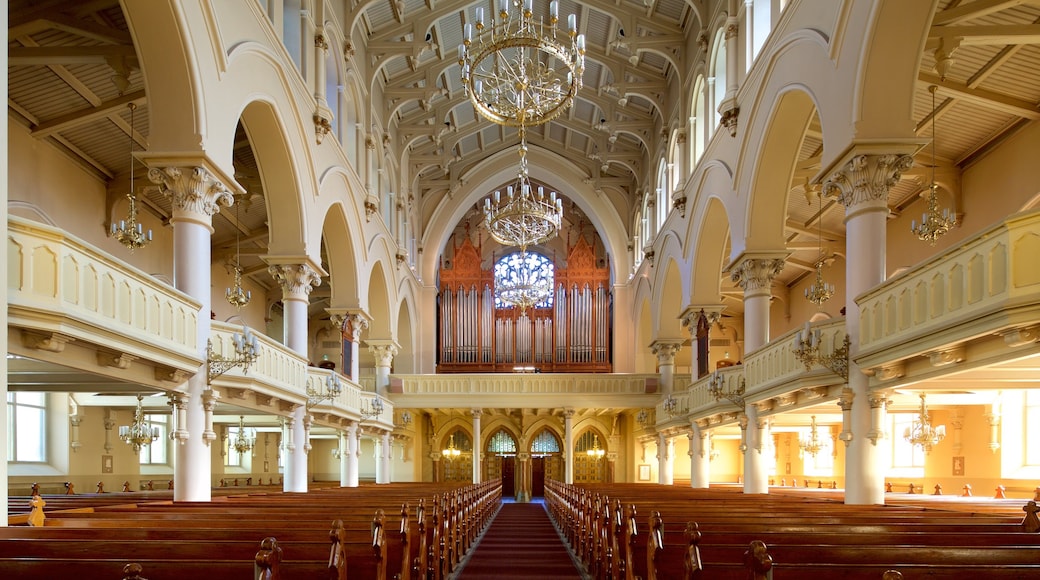 Saint John\'s Church presenterar historisk arkitektur och en kyrka eller katedral