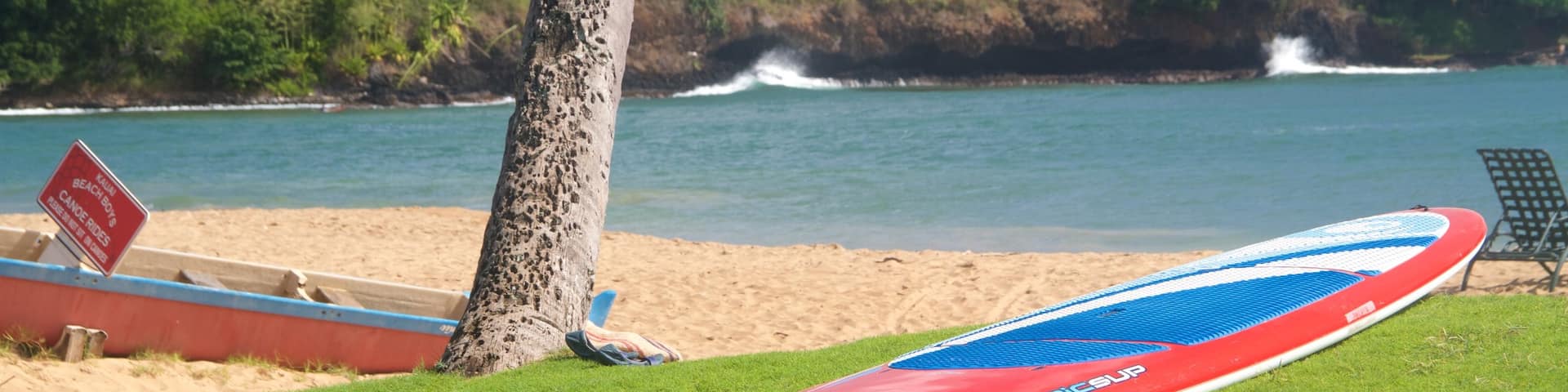 Lihue showing a beach and a coastal town
