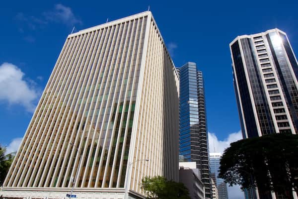 Downtown Honolulu showing a city