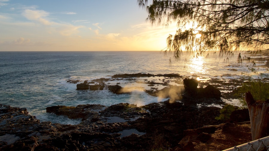 Spouting Horn which includes a pebble beach and a sunset