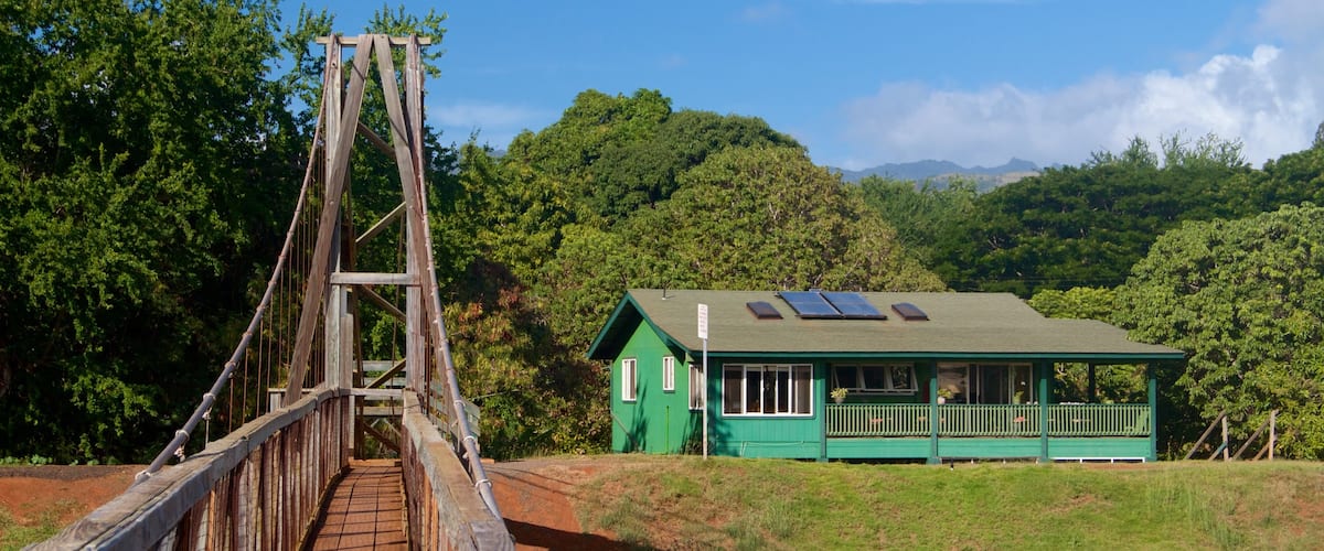 Hanapepe which includes a house and a suspension bridge or treetop walkway