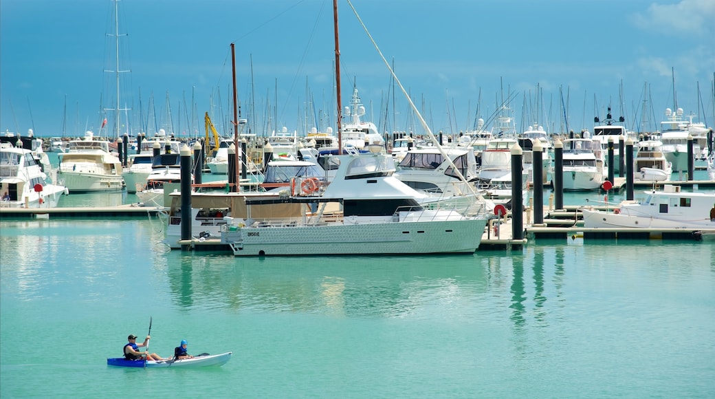 Airlie Beach showing a bay or harbour, kayaking or canoeing and boating