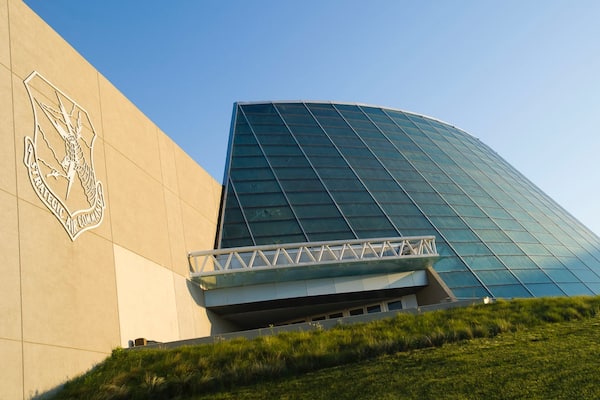 Strategic Air and Space Museum showing modern architecture