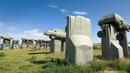 Nebraska Panhandle featuring art, a statue or sculpture and a monument