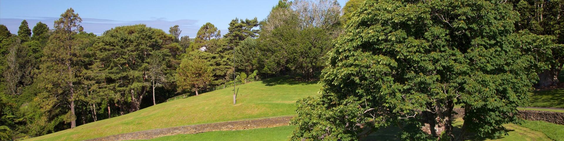 Bowl of Brooklands showing a garden