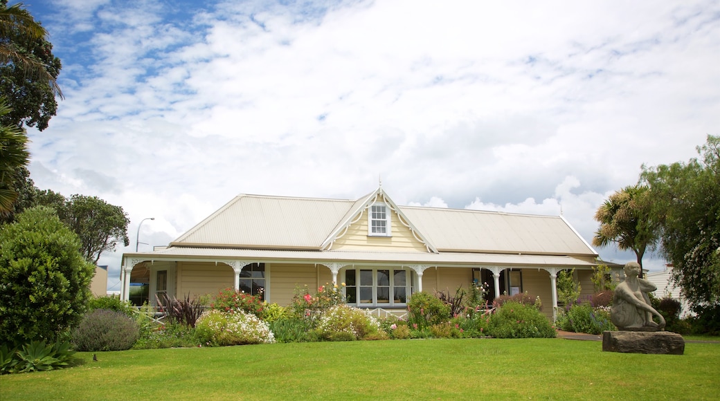 Whangarei inclusief een huis, historische architectuur en een tuin