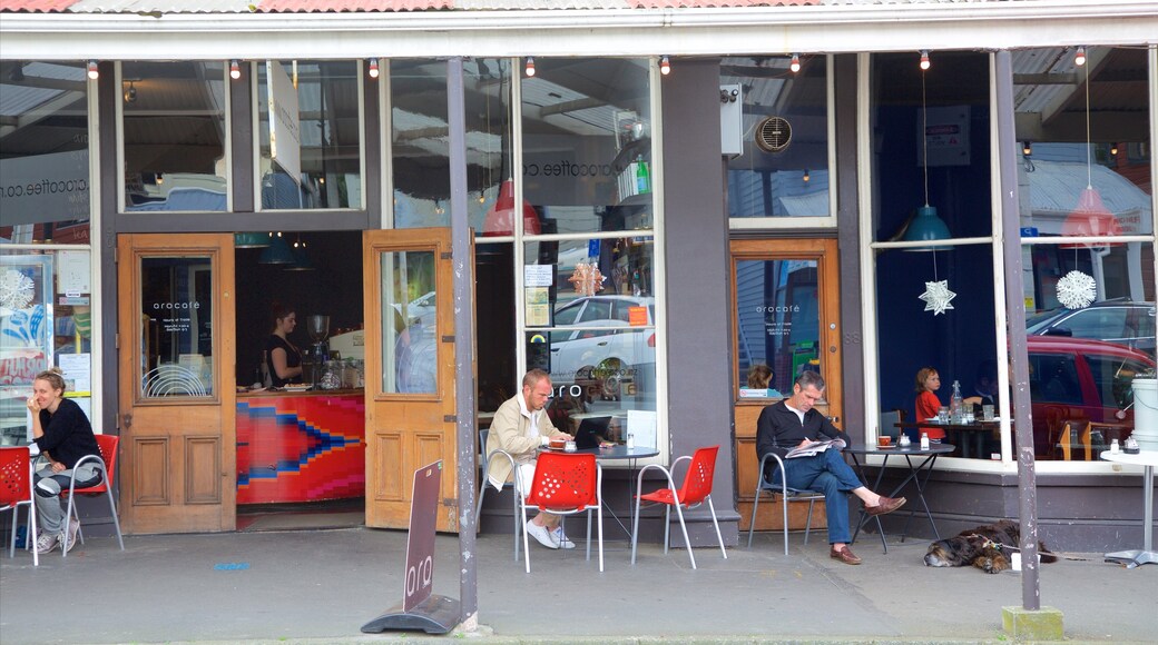 Wellington showing street scenes, cafe lifestyle and heritage architecture