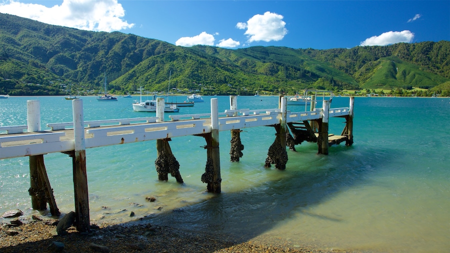 Okiwa Bay