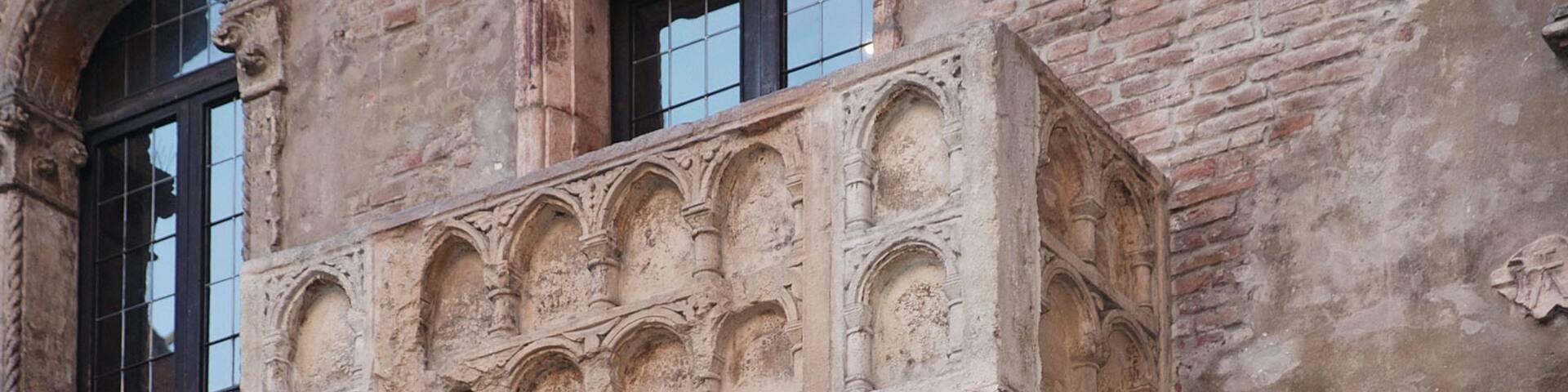 Juliet\'s House showing heritage architecture