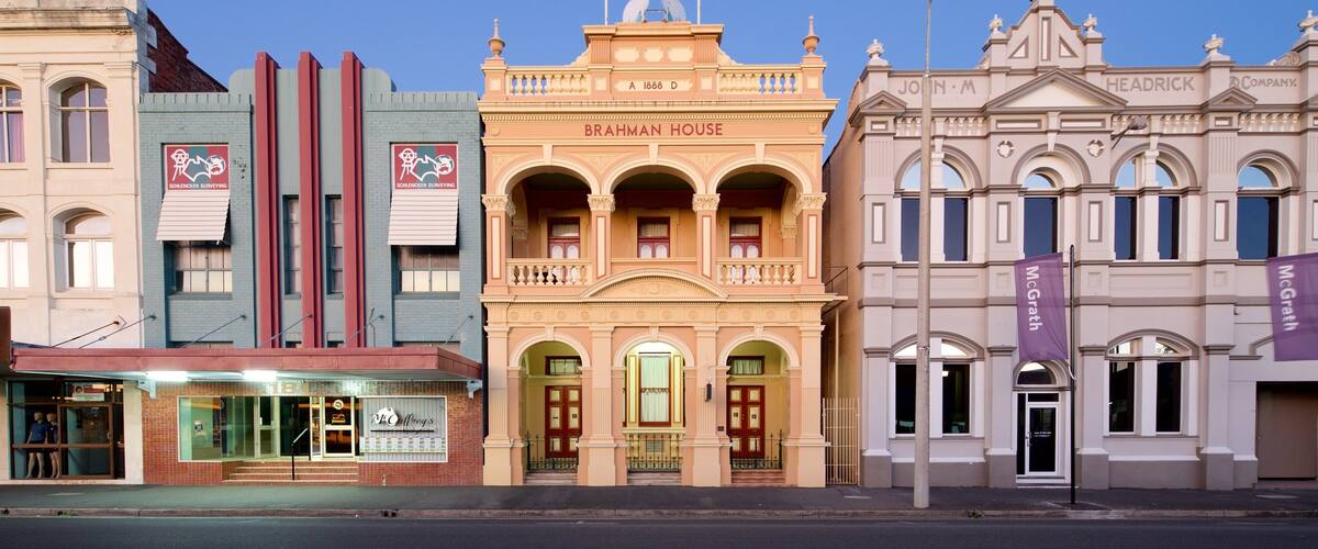 Rockhampton toont historisch erfgoed, straten en historische architectuur