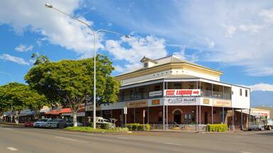 Childers which includes heritage architecture and heritage elements