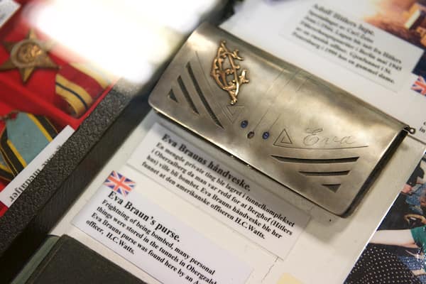 Lofoten Krigsminnemuseum welches beinhaltet Geschichtliches