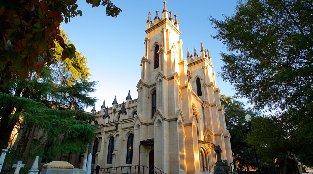 Columbia toont historische architectuur en een kerk of kathedraal