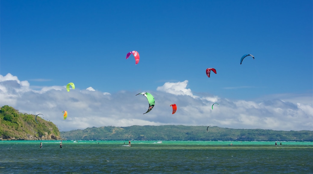 Aklan showing general coastal views, parasailing and island views