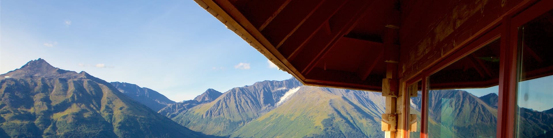 Anchorage welches beinhaltet ruhige Szenerie, Berge und Ansichten