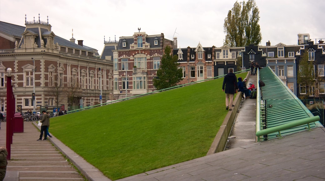 Museumplein mit einem Straßenszenen